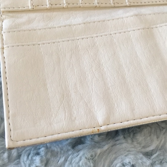 Metallic Silver Rhinestone Belt Buckle Wallet - Picture 6 of 10